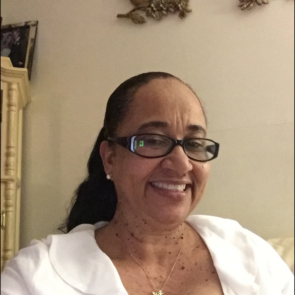 Meet your Posher, Beverly